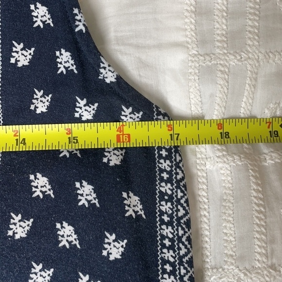 Tribal Tasseled Print Sleeveless Tank Top - Picture 9 of 10